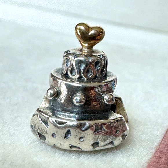 Genuine Pandora Sterling 925 & 14K Gold Celebration Wedding Cake Charm - Picture 1 of 3